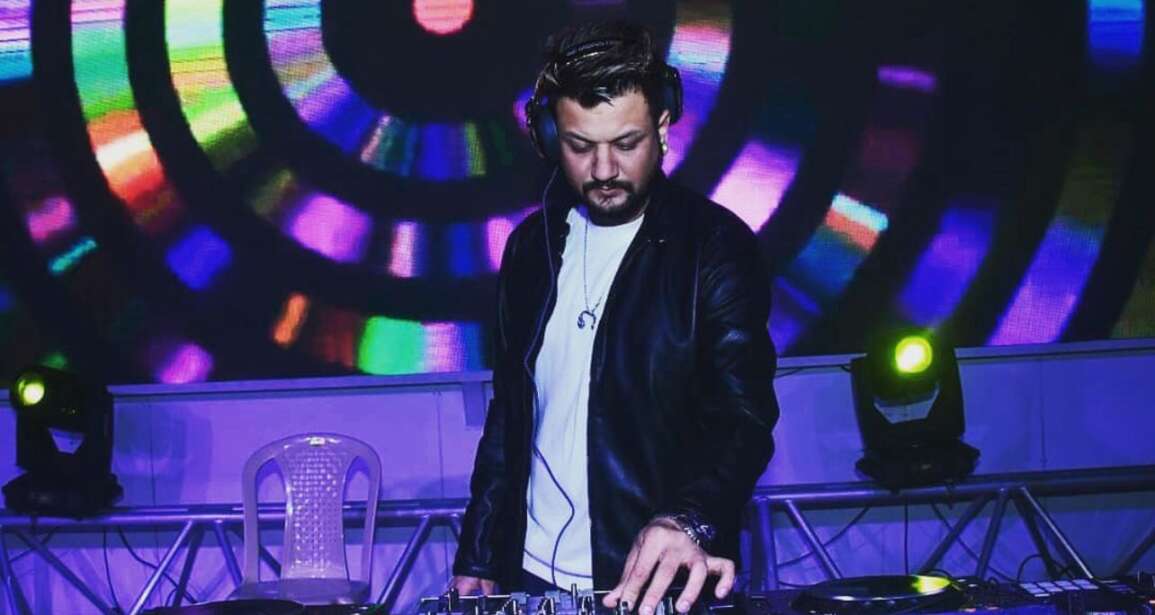 How to Prepare for Your First Big DJ Gig