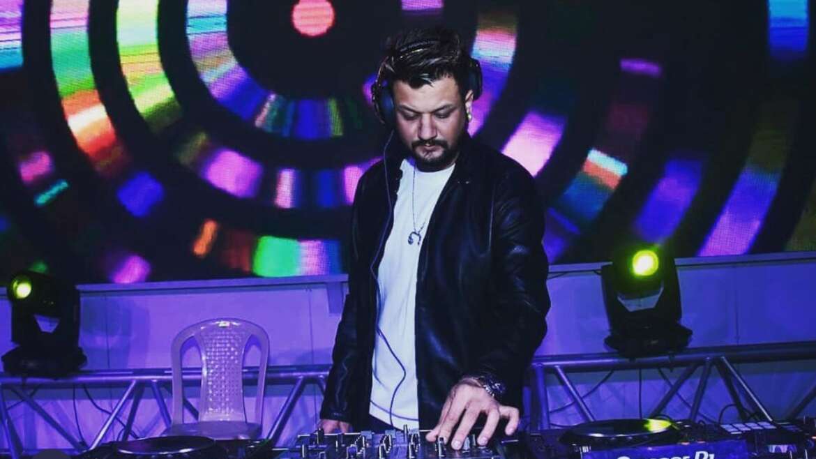 How to Prepare for Your First Big DJ Gig